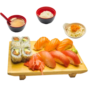 M30 - Soupe miso, salade, 12 california rolls saumon avocat et 6 sushis : 3 saumon et 3 thon