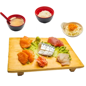 M34 - Soupe miso, salade, riz et 15 sashimis assortis