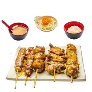 M5 - Soupe miso, salade, riz et 5 brochettes