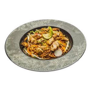 N06 - Nouilles sautées aux légumes et au bœuf